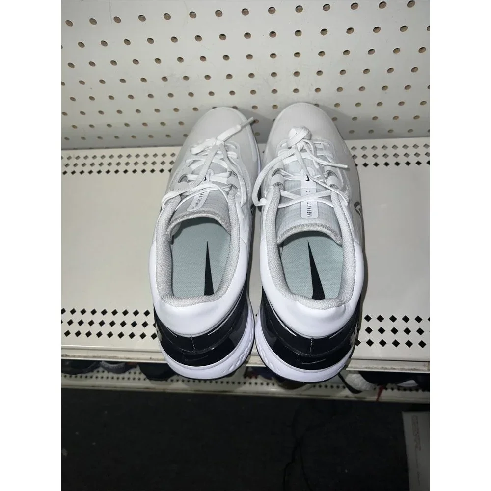 Nike White and Black Men's Athletic Shoes